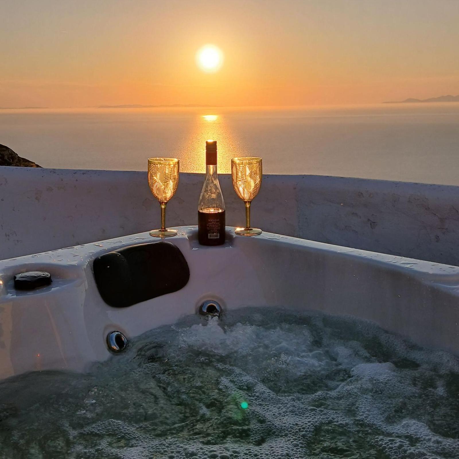 Paros - Sikinos Sunset Apartment Екстериор снимка